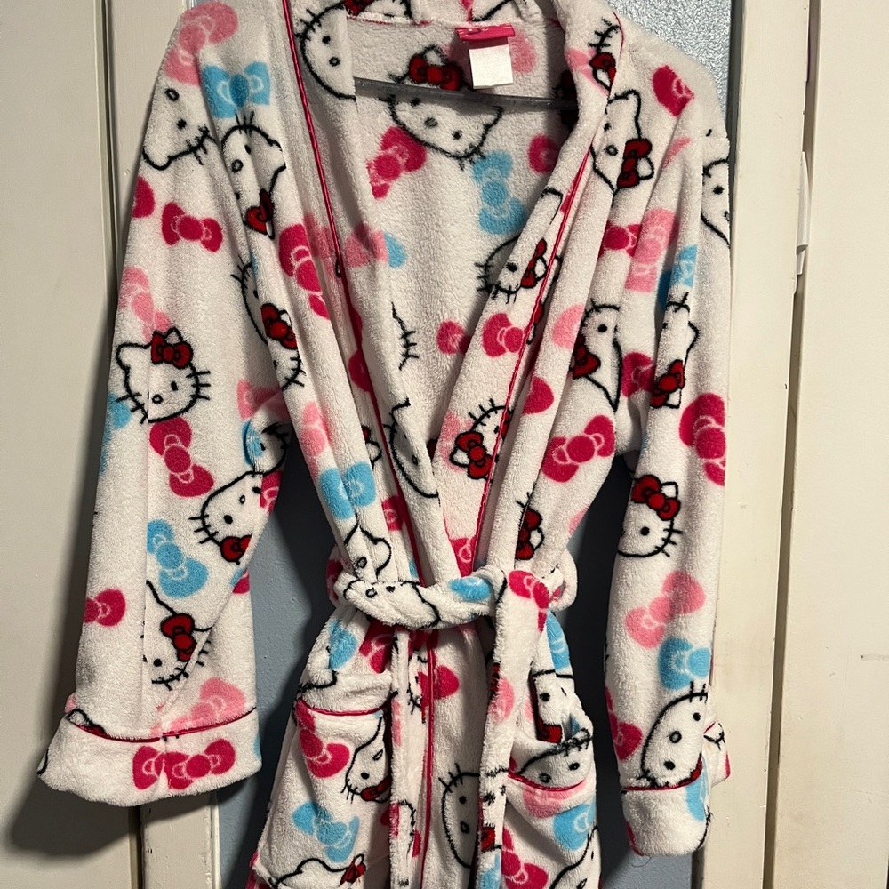Hello Kitty Robe